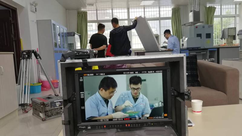 元宇宙搭台唱戏，比如县广告片拍摄公司抢滩虚拟世界首支舞